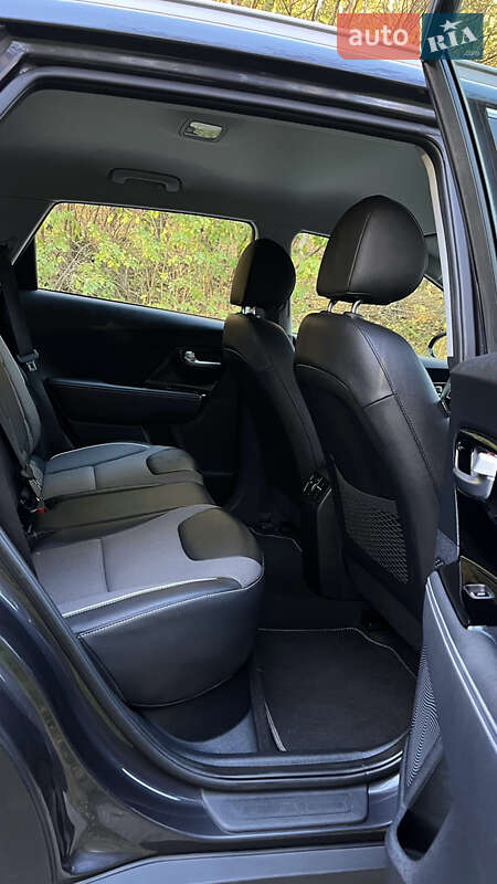 Позашляховик / Кросовер Kia Niro 2020 в Тернополі