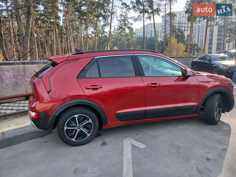 Внедорожник / Кроссовер Kia Niro 2023 в Ирпене