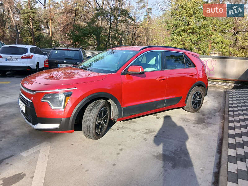 Внедорожник / Кроссовер Kia Niro 2023 в Ирпене