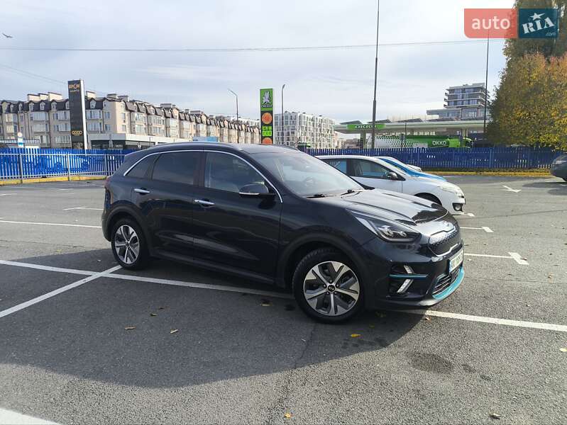 Внедорожник / Кроссовер Kia Niro 2018 в Ужгороде