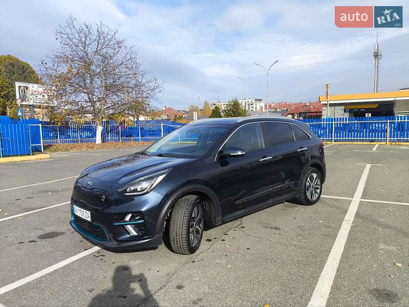 Внедорожник / Кроссовер Kia Niro 2018 в Ужгороде