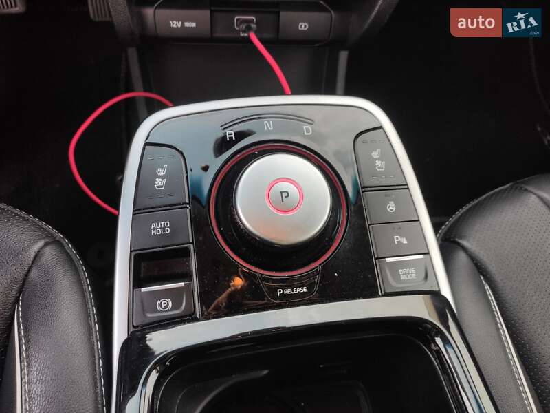 Внедорожник / Кроссовер Kia Niro 2020 в Житомире