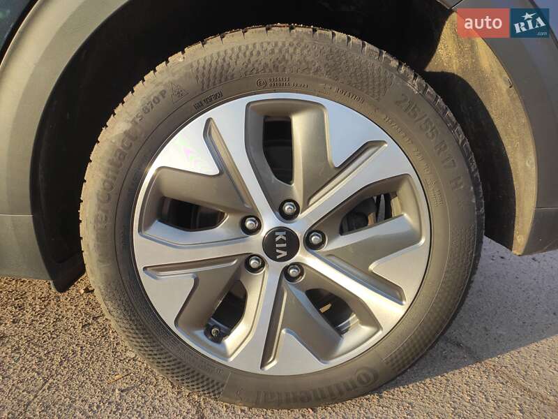 Внедорожник / Кроссовер Kia Niro 2020 в Житомире