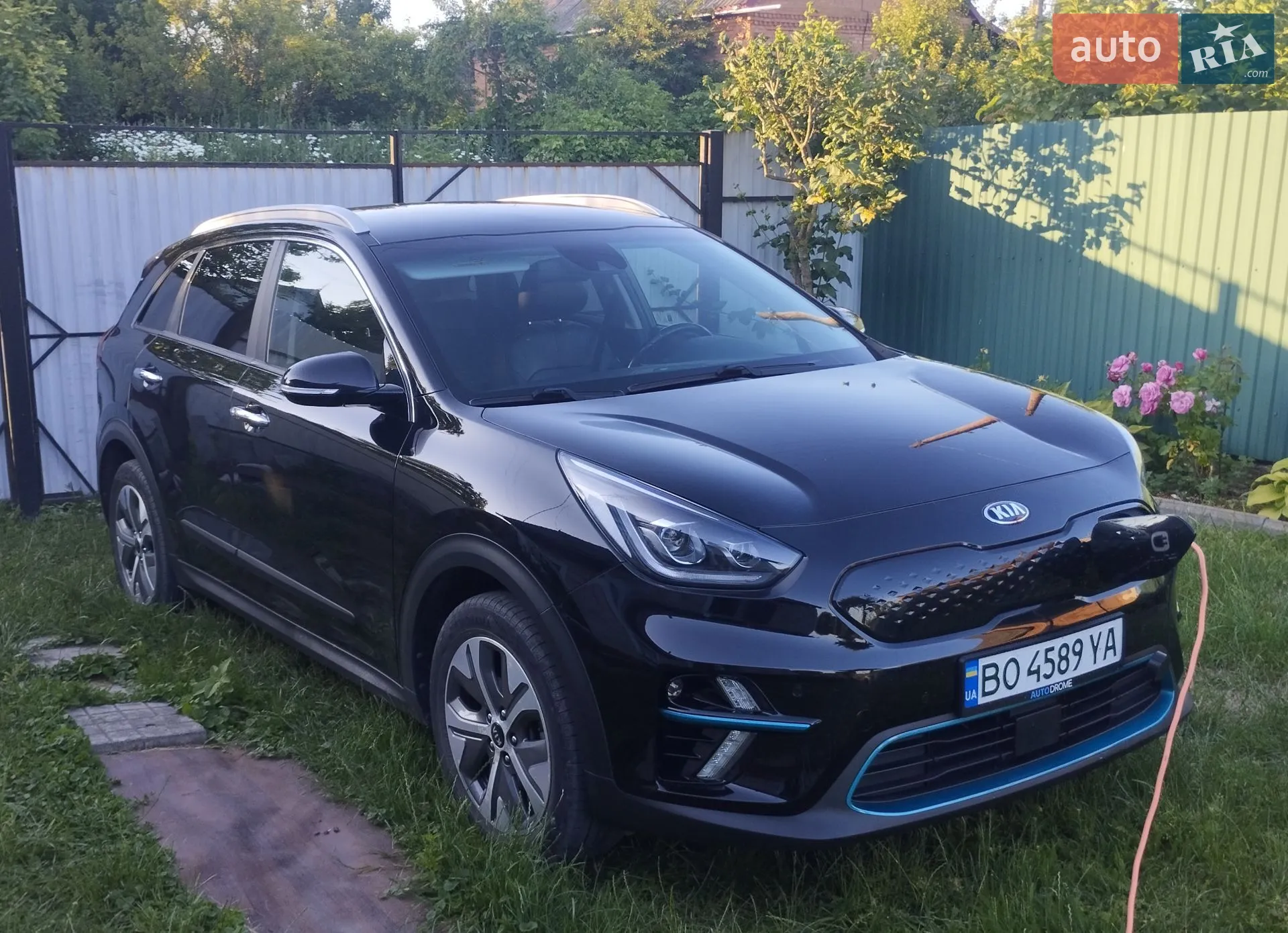 2019 Kia Niro - фото 1