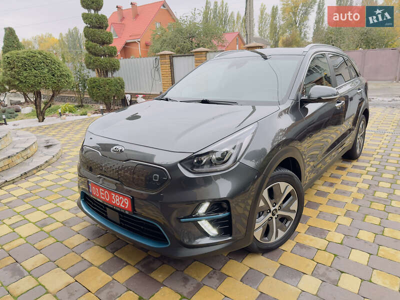 Внедорожник / Кроссовер Kia Niro 2021 в Казатине