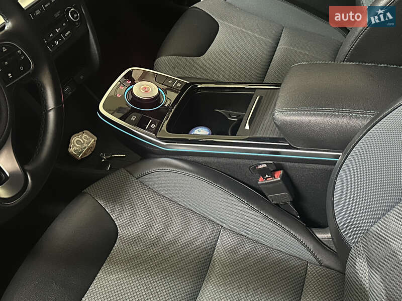 Внедорожник / Кроссовер Kia Niro 2020 в Тернополе