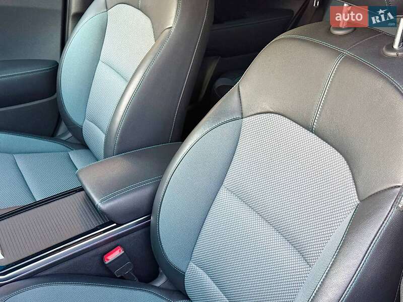 Внедорожник / Кроссовер Kia Niro 2021 в Самборе фото 16 Внедорожник / Кроссовер Kia Niro 2021 в Самборе