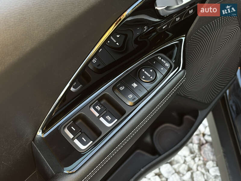 Внедорожник / Кроссовер Kia Niro 2020 в Львове