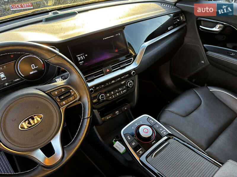 Внедорожник / Кроссовер Kia Niro 2020 в Львове