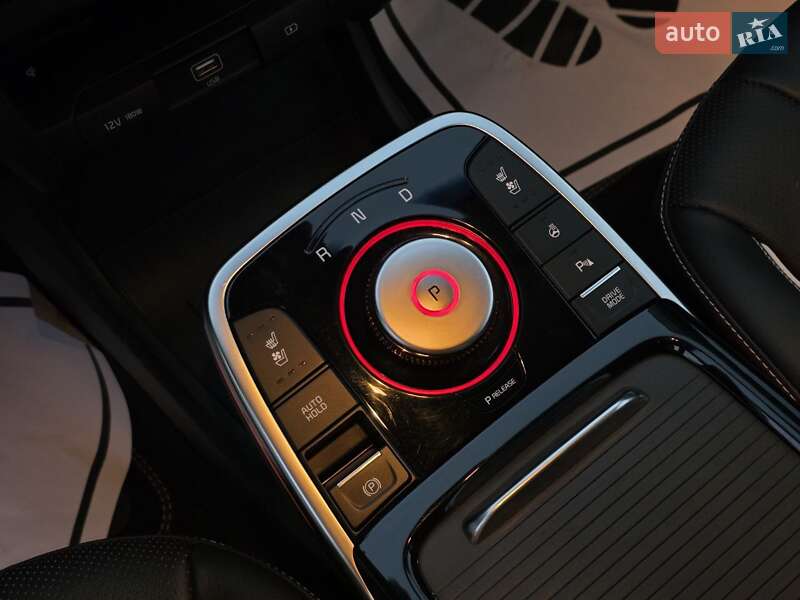 Внедорожник / Кроссовер Kia Niro 2020 в Тернополе