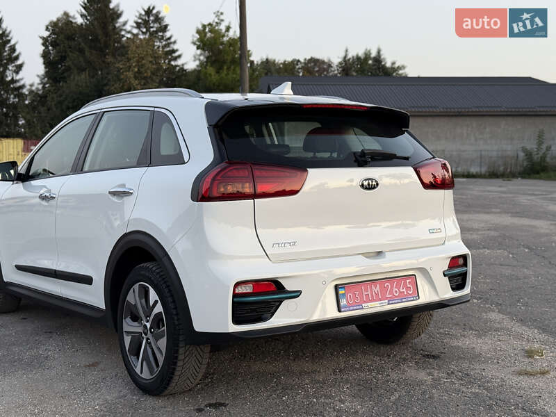 Внедорожник / Кроссовер Kia Niro 2020 в Новой Ушице