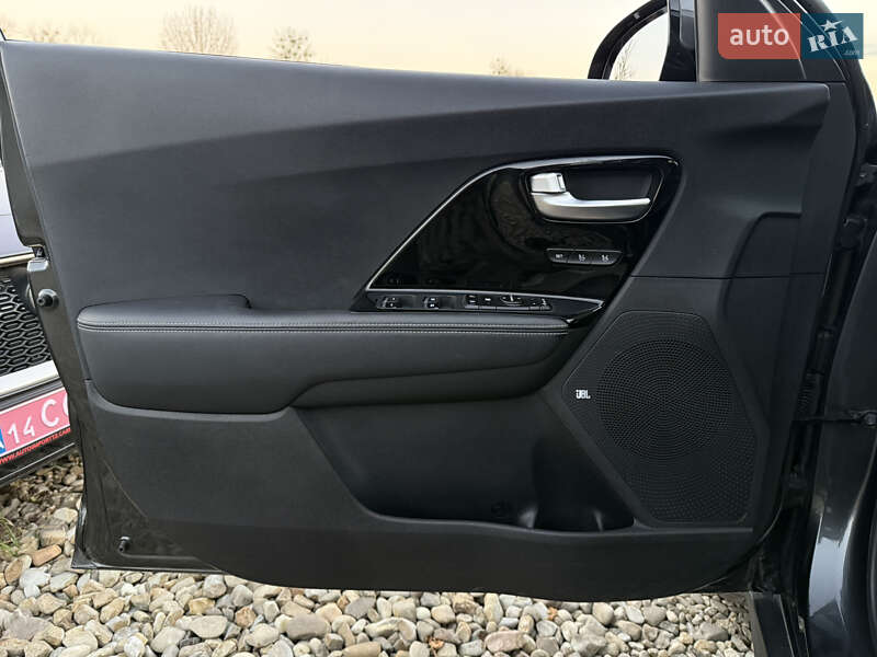 Внедорожник / Кроссовер Kia Niro 2021 в Львове