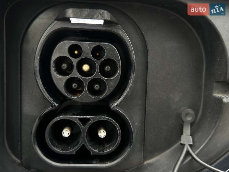 Внедорожник / Кроссовер Kia Niro 2020 в Львове фото 17 Внедорожник / Кроссовер Kia Niro 2020 в Львове