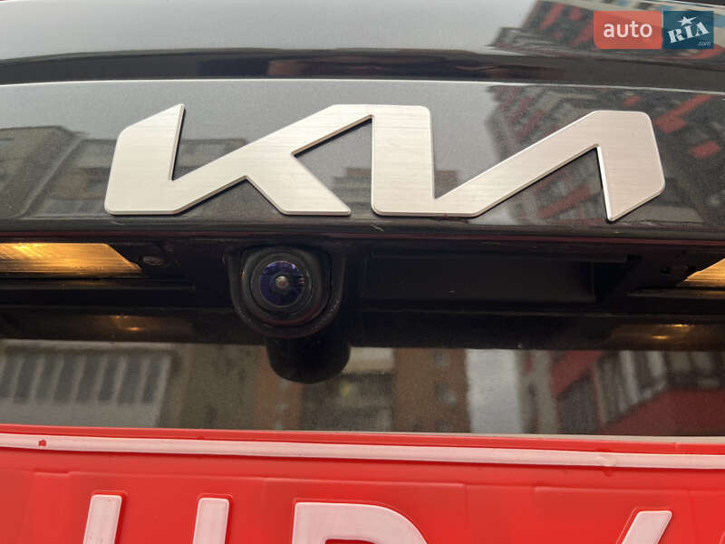 Внедорожник / Кроссовер Kia Niro 2023 в Ровно