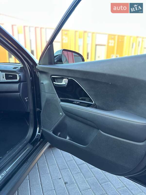 Внедорожник / Кроссовер Kia Niro 2019 в Львове