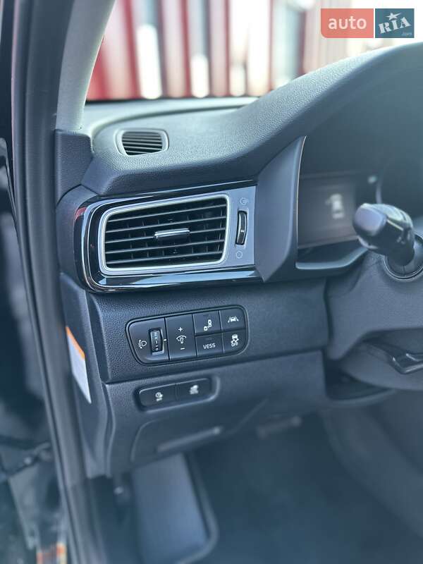 Внедорожник / Кроссовер Kia Niro 2019 в Львове