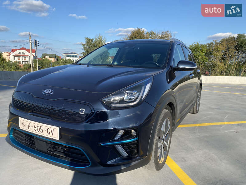 Позашляховик / Кросовер Kia Niro 2019 в Тернополі