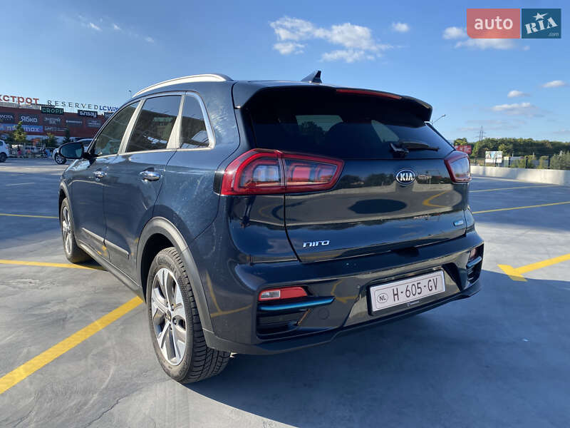 Позашляховик / Кросовер Kia Niro 2019 в Тернополі
