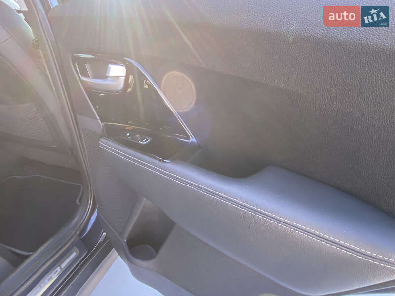 Позашляховик / Кросовер Kia Niro 2019 в Тернополі