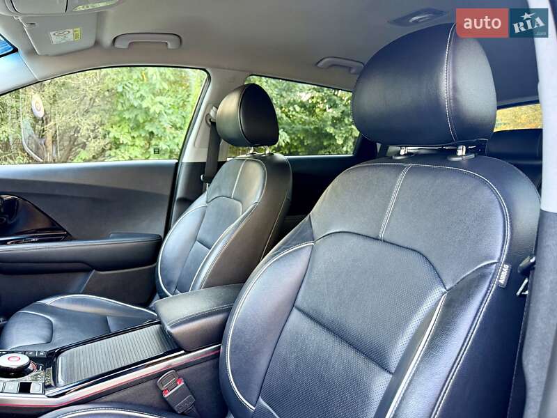 Внедорожник / Кроссовер Kia Niro 2019 в Бердичеве фото 48 Внедорожник / Кроссовер Kia Niro 2019 в Бердичеве