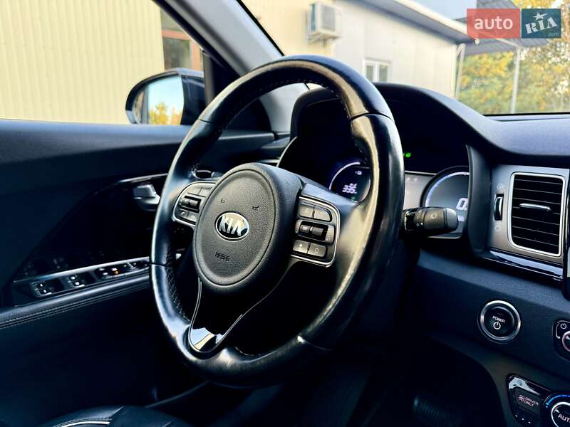 Внедорожник / Кроссовер Kia Niro 2019 в Бердичеве фото 77 Внедорожник / Кроссовер Kia Niro 2019 в Бердичеве