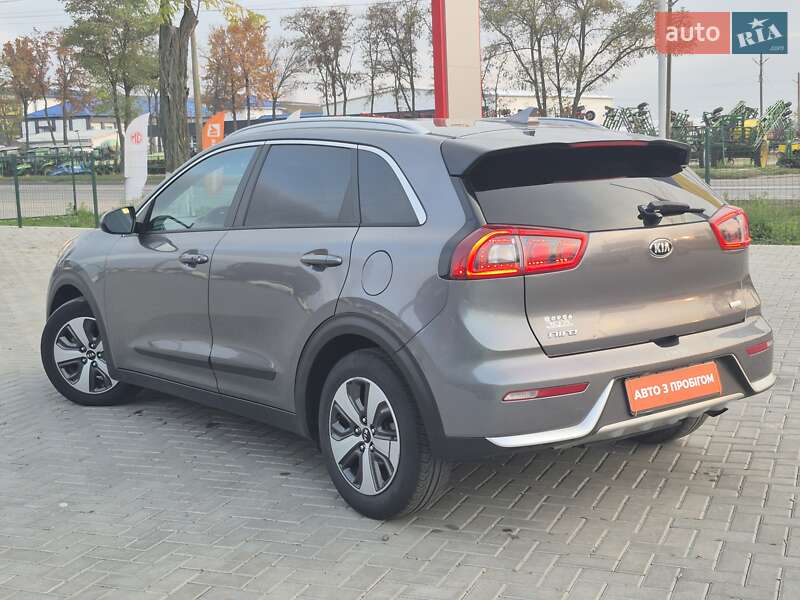 Внедорожник / Кроссовер Kia Niro 2017 в Кропивницком фото 4 Внедорожник / Кроссовер Kia Niro 2017 в Кропивницком