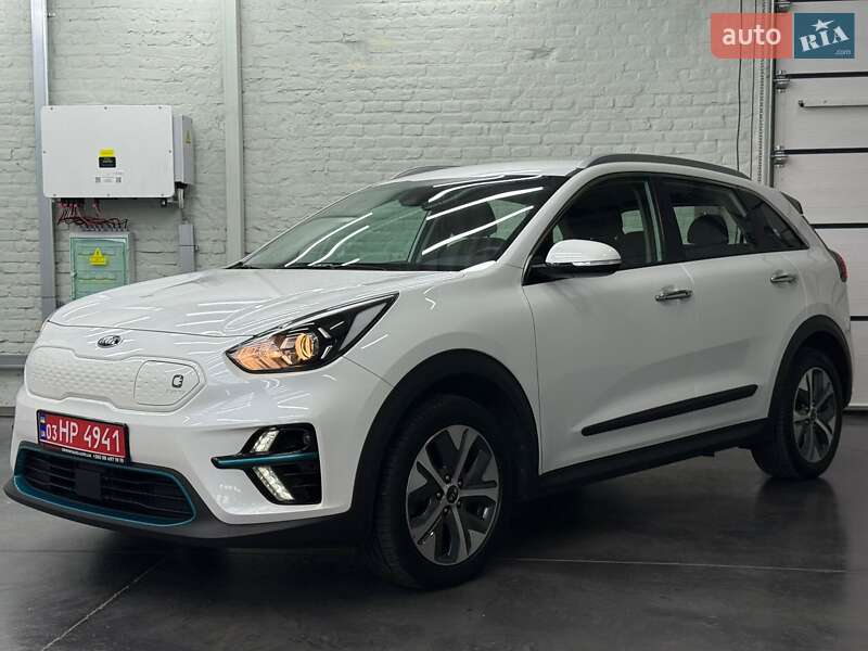 Внедорожник / Кроссовер Kia Niro 2020 в Луцке фото 7 Внедорожник / Кроссовер Kia Niro 2020 в Луцке