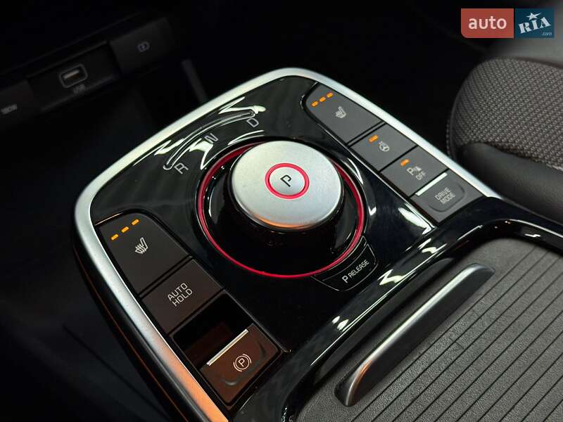 Внедорожник / Кроссовер Kia Niro 2020 в Луцке фото 23 Внедорожник / Кроссовер Kia Niro 2020 в Луцке