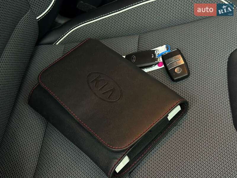 Внедорожник / Кроссовер Kia Niro 2020 в Луцке фото 28 Внедорожник / Кроссовер Kia Niro 2020 в Луцке