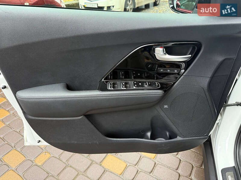 Позашляховик / Кросовер Kia Niro 2020 в Вінниці