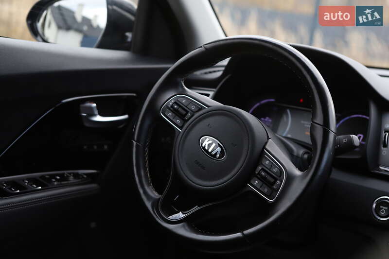 Внедорожник / Кроссовер Kia Niro 2020 в Дрогобыче