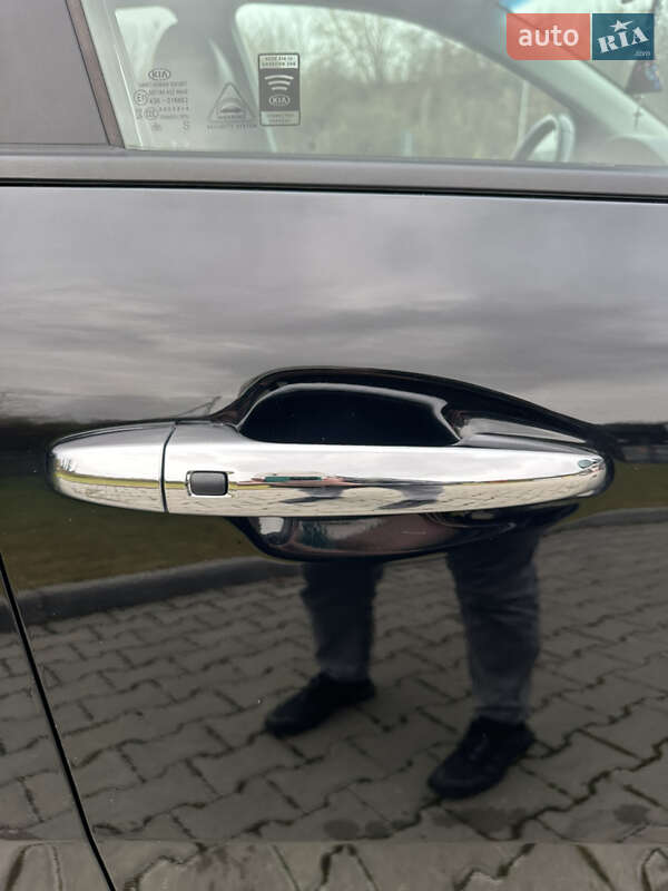 Внедорожник / Кроссовер Kia Niro 2019 в Тернополе фото 15 Внедорожник / Кроссовер Kia Niro 2019 в Тернополе