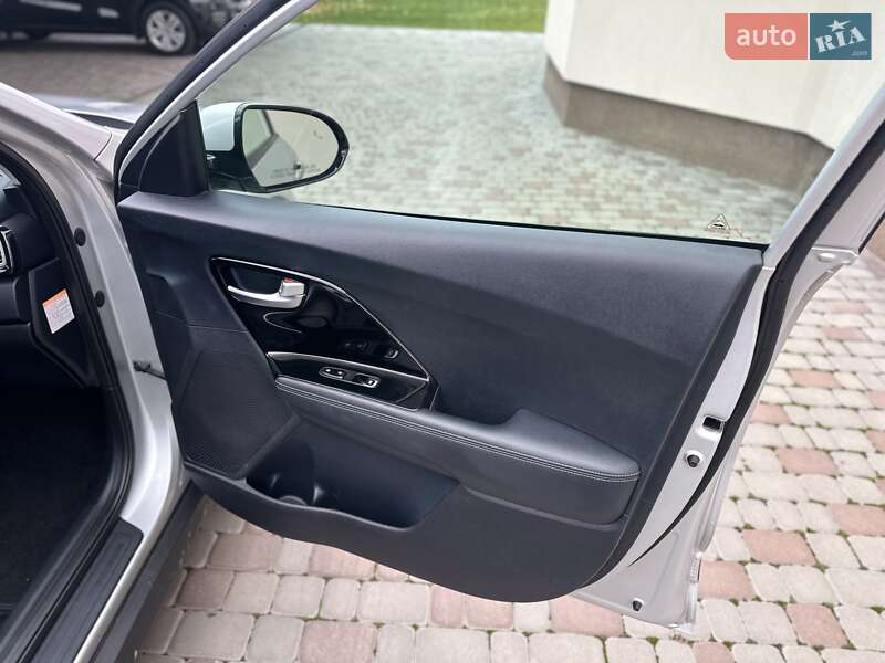 Внедорожник / Кроссовер Kia Niro 2019 в Виннице