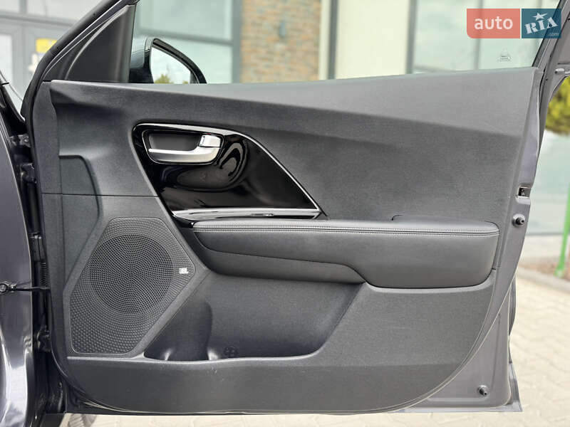 Позашляховик / Кросовер Kia Niro 2020 в Тернополі