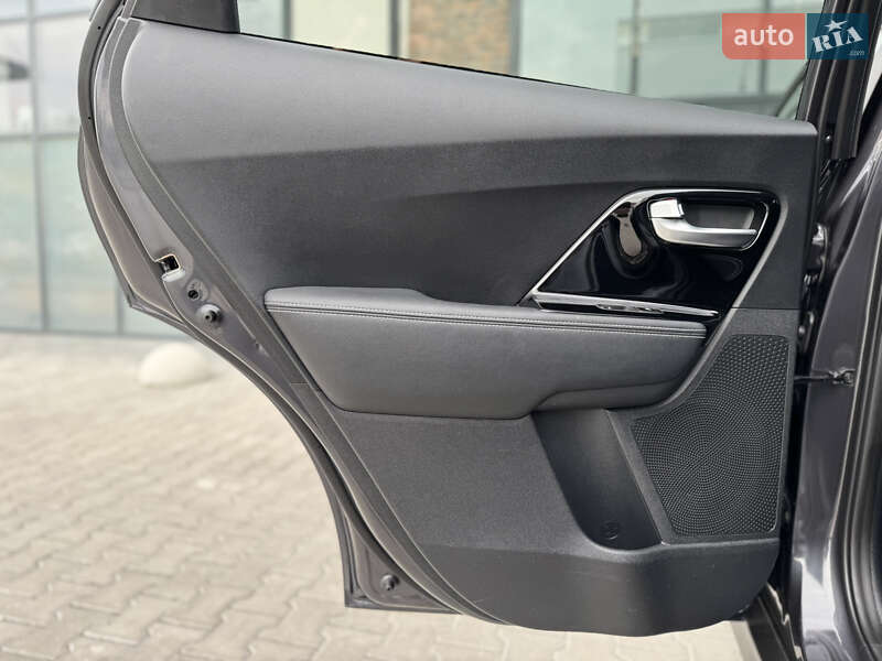 Позашляховик / Кросовер Kia Niro 2020 в Тернополі