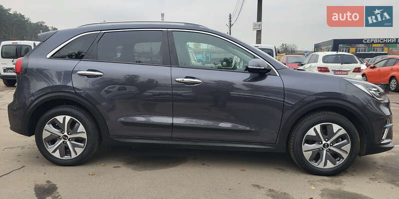 Внедорожник / Кроссовер Kia Niro 2020 в Киеве