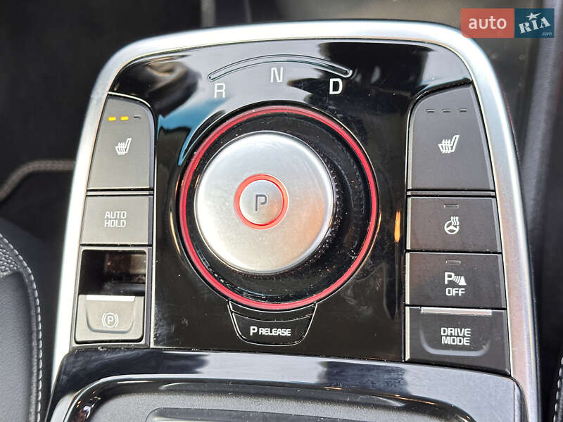 Позашляховик / Кросовер Kia Niro 2020 в Тернополі