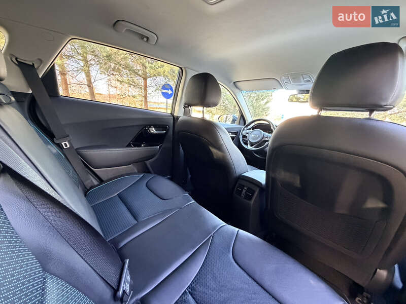 Внедорожник / Кроссовер Kia Niro 2022 в Дрогобыче