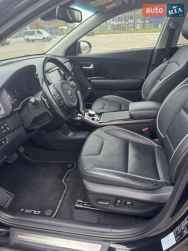 Внедорожник / Кроссовер Kia Niro 2020 в Житомире