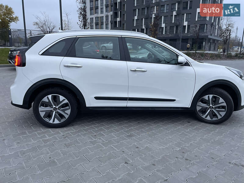 Позашляховик / Кросовер Kia Niro 2020 в Кропивницькому