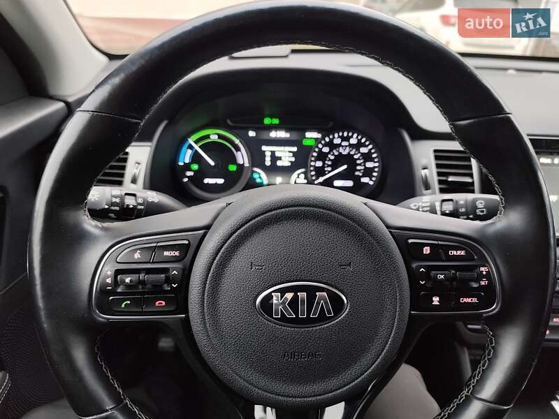 Внедорожник / Кроссовер Kia Niro 2018 в Хмельницком