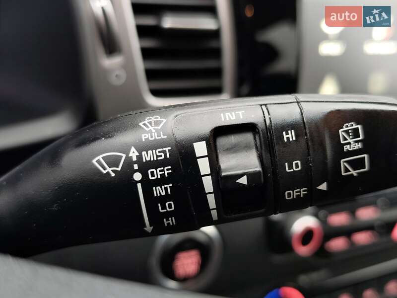 Внедорожник / Кроссовер Kia Niro 2018 в Хмельницком