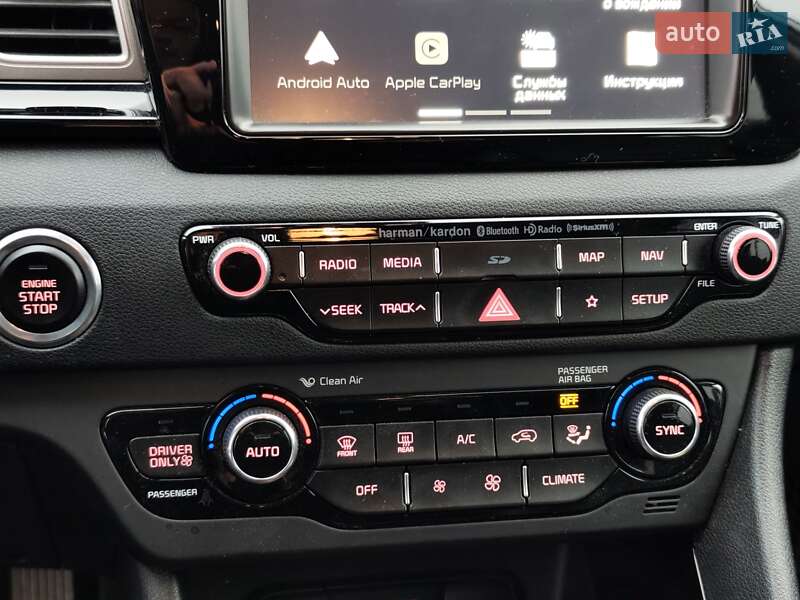 Внедорожник / Кроссовер Kia Niro 2018 в Хмельницком