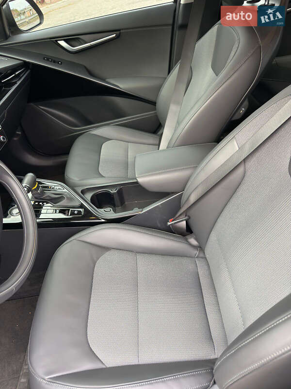 Внедорожник / Кроссовер Kia Niro 2023 в Харькове