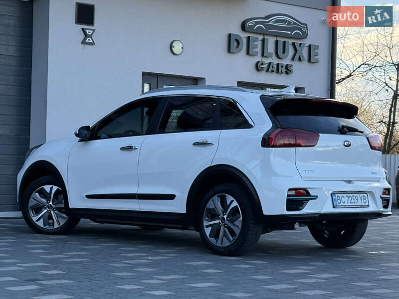 Внедорожник / Кроссовер Kia Niro 2021 в Дрогобыче