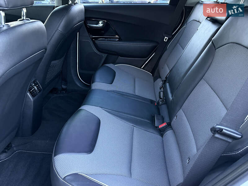 Внедорожник / Кроссовер Kia Niro 2021 в Дрогобыче