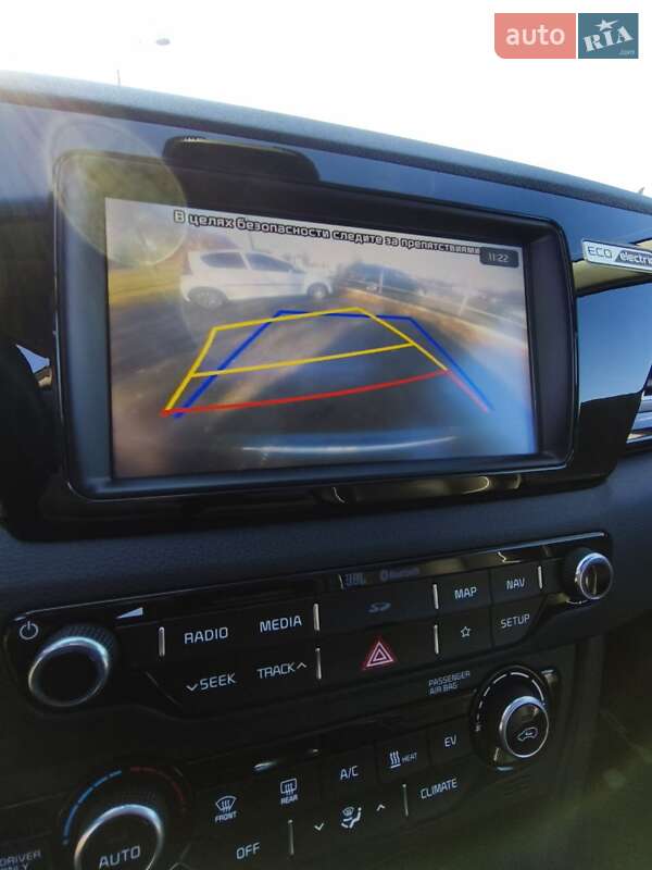 Внедорожник / Кроссовер Kia Niro 2019 в Луцке фото 31 Внедорожник / Кроссовер Kia Niro 2019 в Луцке