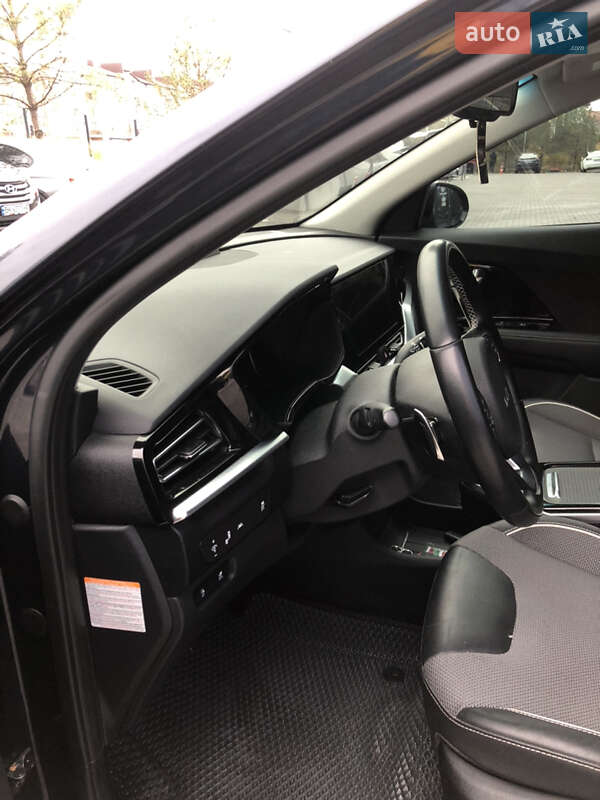 Внедорожник / Кроссовер Kia Niro 2021 в Ровно