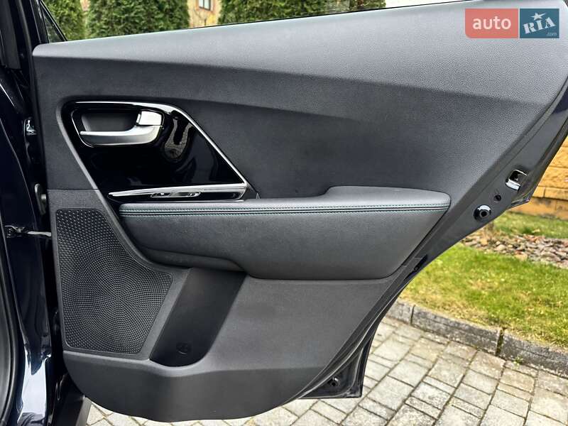 Внедорожник / Кроссовер Kia Niro 2019 в Ровно