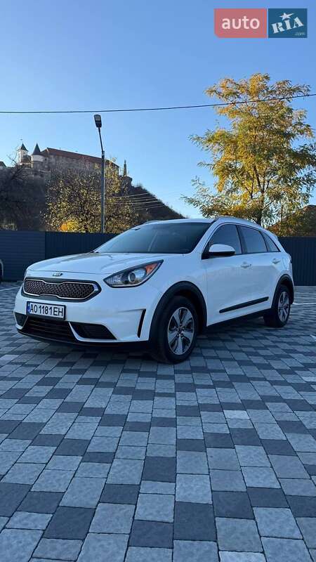 Внедорожник / Кроссовер Kia Niro 2019 в Мукачево